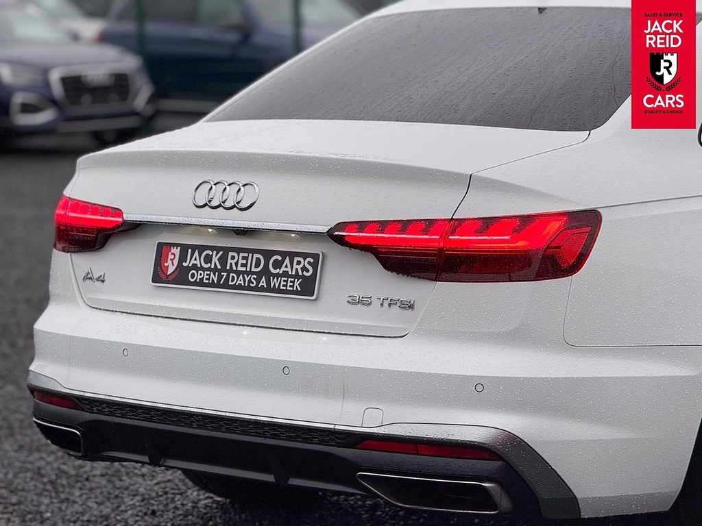 Audi A4 Saloon YH72NPP White #4