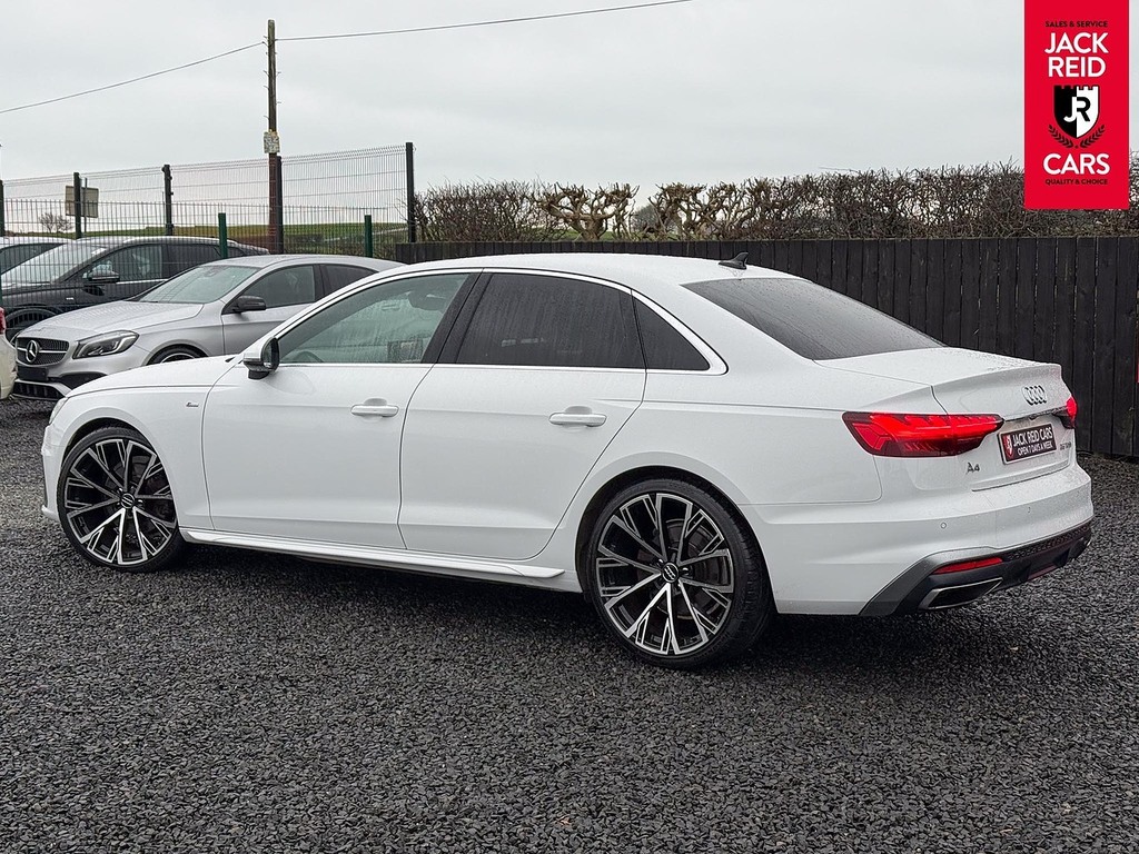 Audi A4 Saloon YH72NPP White #2