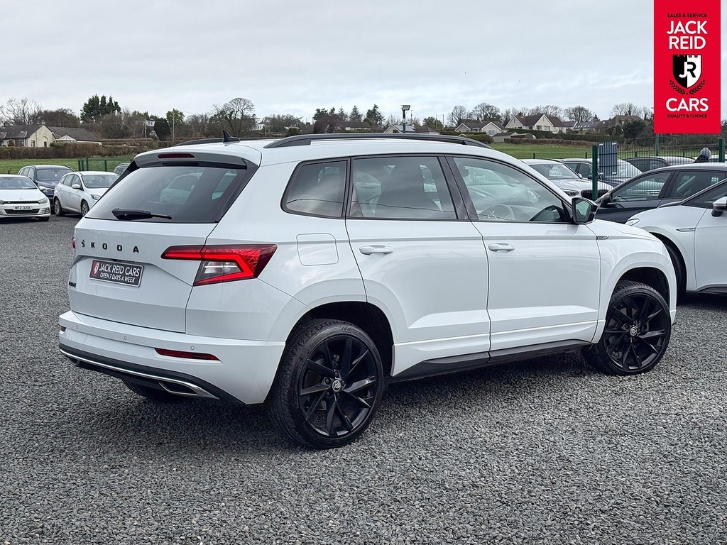 Skoda Karoq Suv DE21OZC White #6