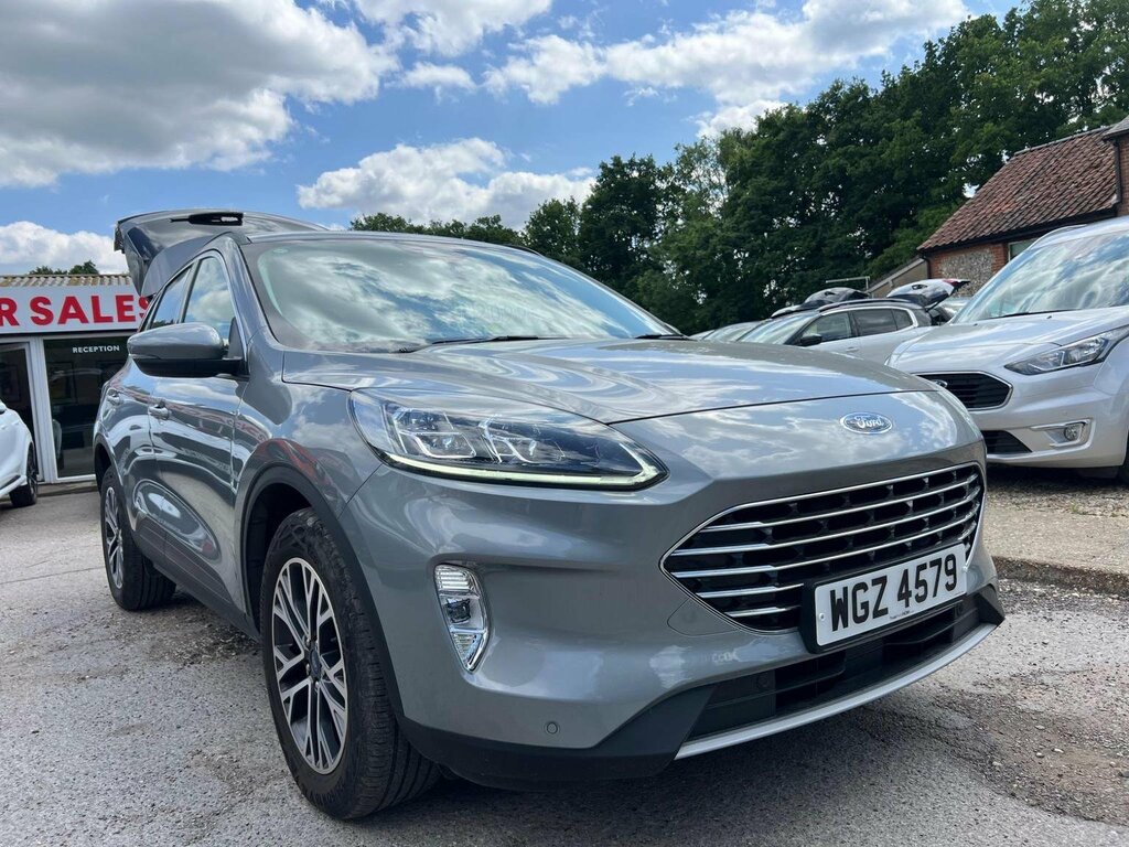 Ford Kuga Suv 1.5 Ecoblue Titanium Edition Euro 6 Ss Silver #3