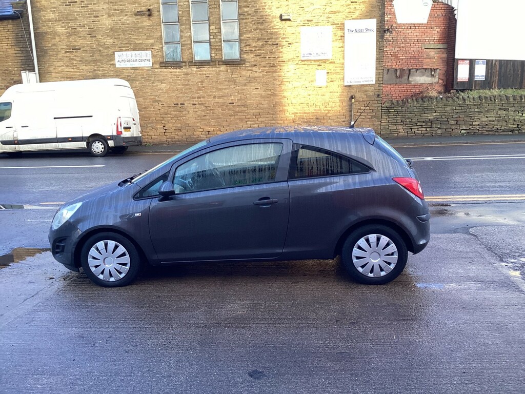 Vauxhall Corsa 1.4 16V Exclusiv Euro 5 Ac 201111 Grey #2