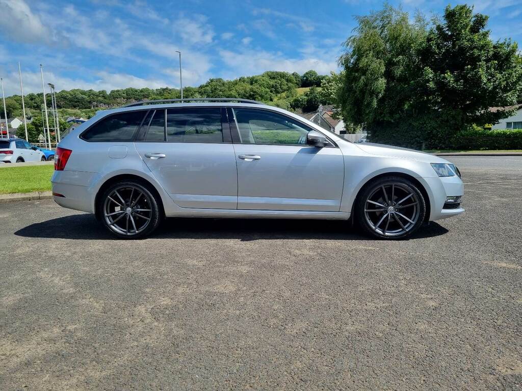 Skoda Octavia 1.6 Tdi Cr Se Dsg Silver #2