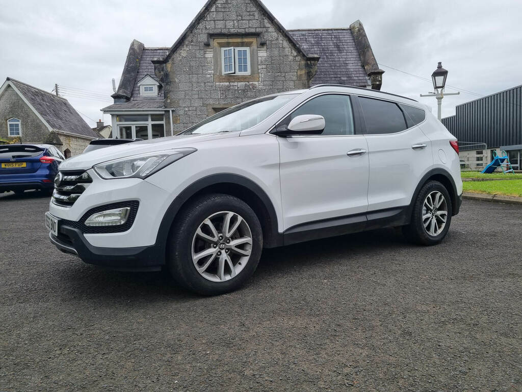 Hyundai Santa Fe 2.2 Crdi Premium 7 Seats RE62BNO White #3