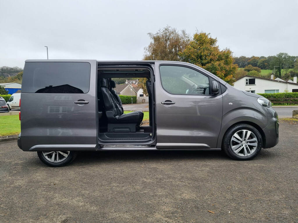 Peugeot Traveller 2.0 Bluehdi 180 Allure Standard Eat6 Grey #6