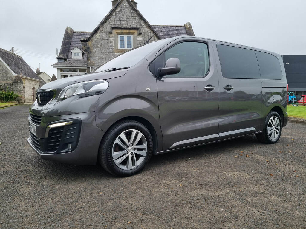 Peugeot Traveller 2.0 Bluehdi 180 Allure Standard Eat6 Grey #3