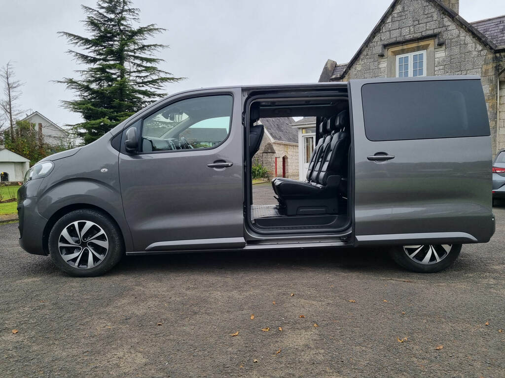 Citroen SpaceTourer Bluehdi 150 Flair M 8 Seat Grey #5