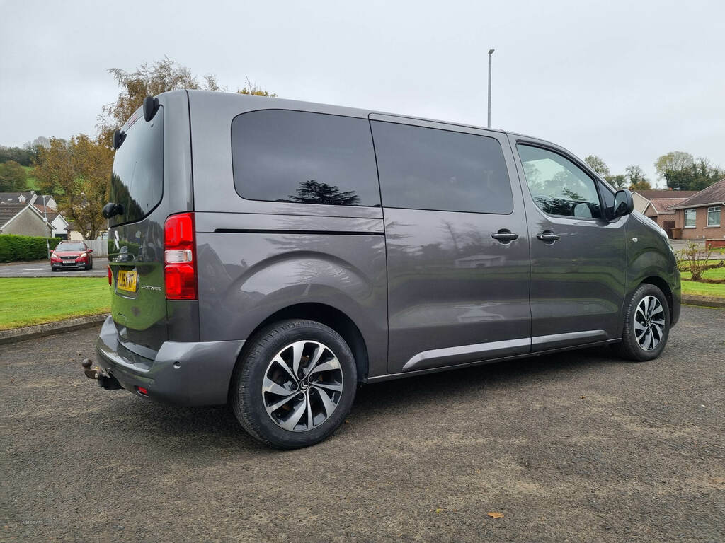 Citroen SpaceTourer Bluehdi 150 Flair M 8 Seat Grey #4