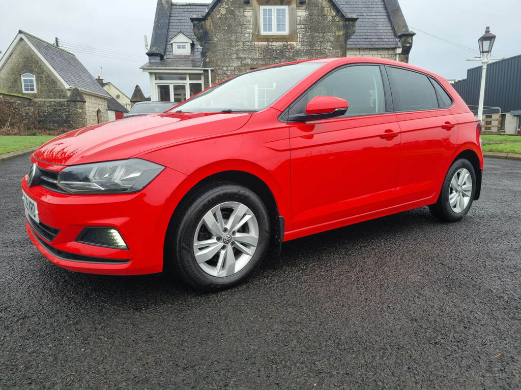 Volkswagen Polo 1.6 Tdi Se GC19KRO Red #3