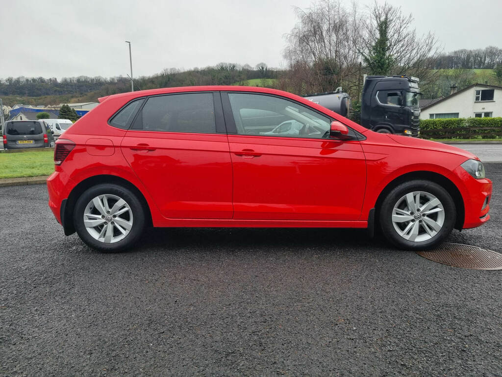 Volkswagen Polo 1.6 Tdi Se GC19KRO Red #6