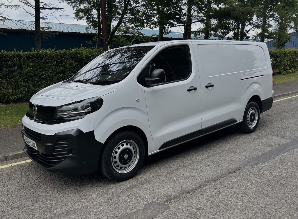 Vauxhall Vivaro 2.0 Turbo D White