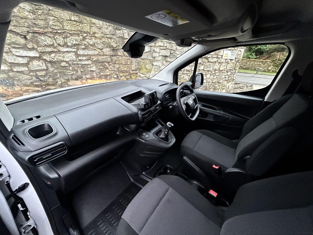 Vauxhall Combo 1.5 Turbo D DT24ZGN White #6