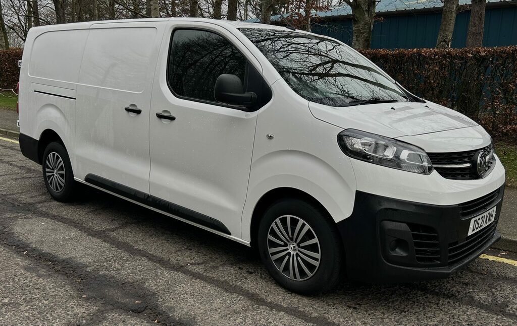 Vauxhall Vivaro 1.5 Turbo D White #2