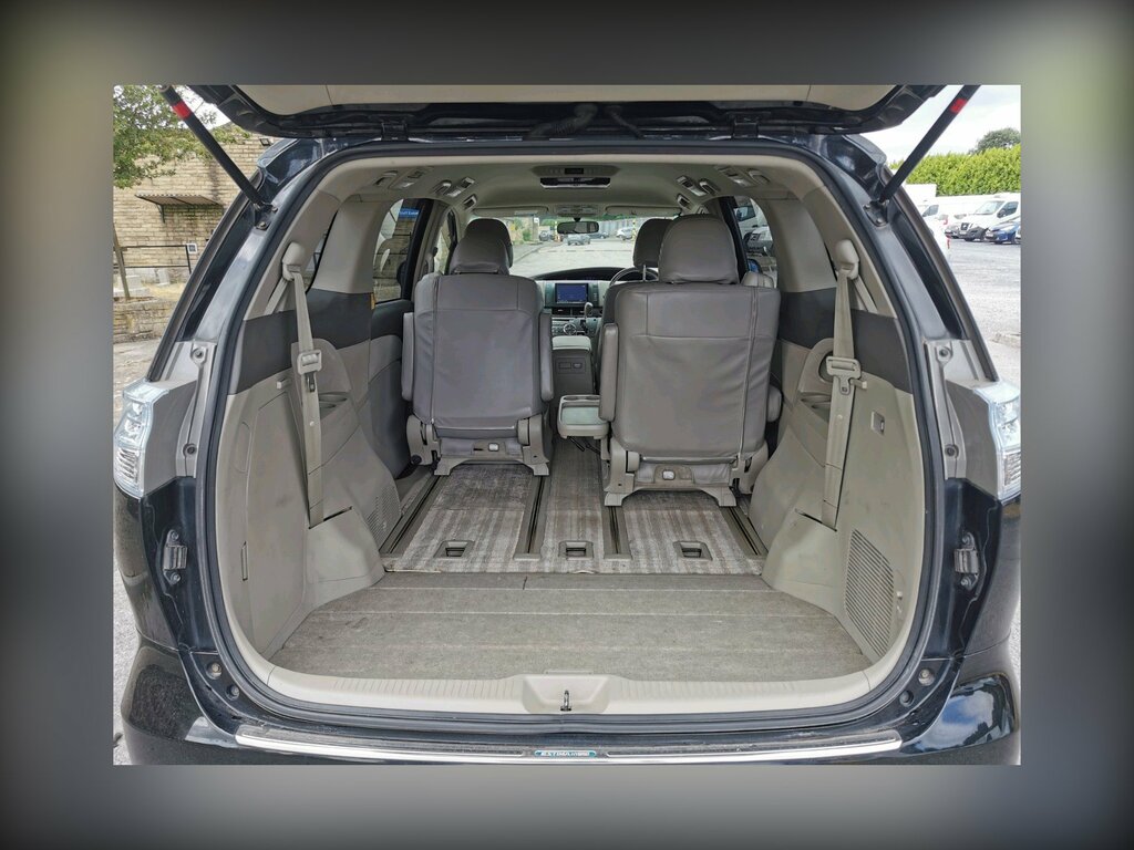 Toyota Estima 2.4 E-four G Hybrid Black #5