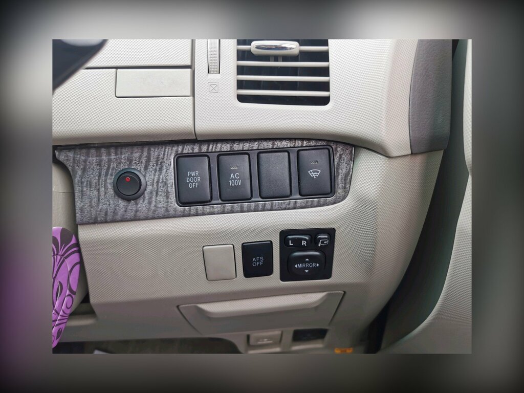 Toyota Estima 2.4 E-four G Hybrid Black #6