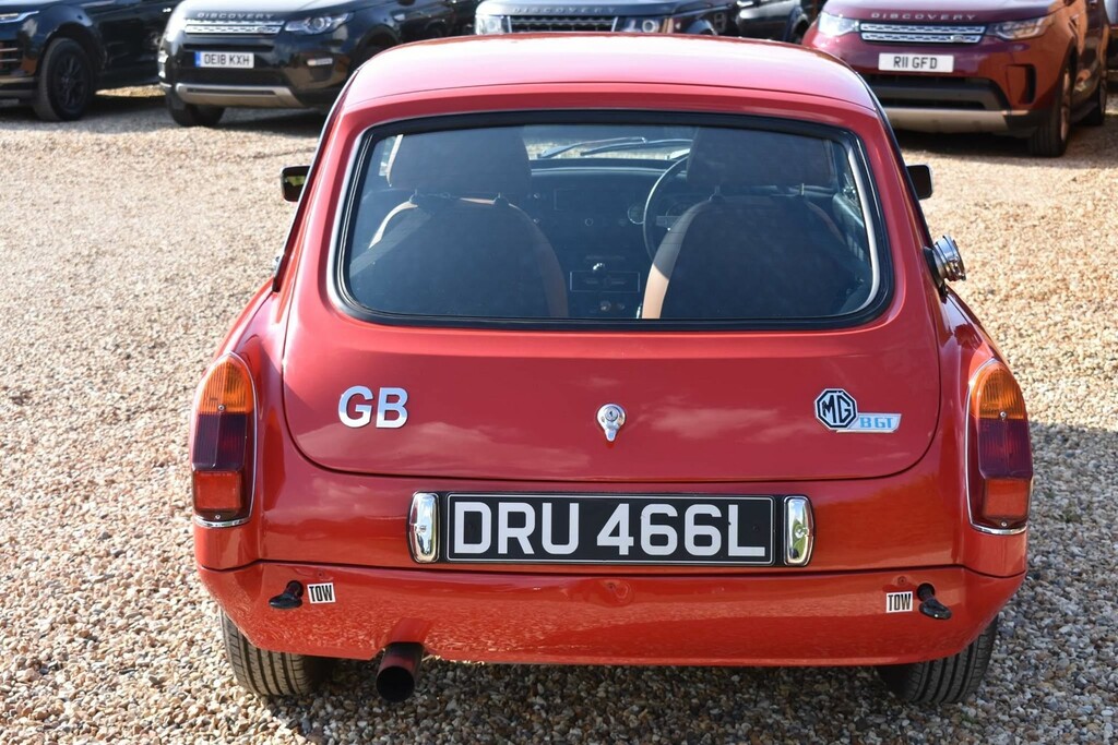 MG MGB -- Orange #5