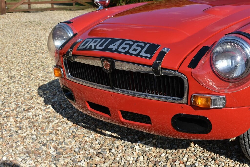 MG MGB -- Orange #6