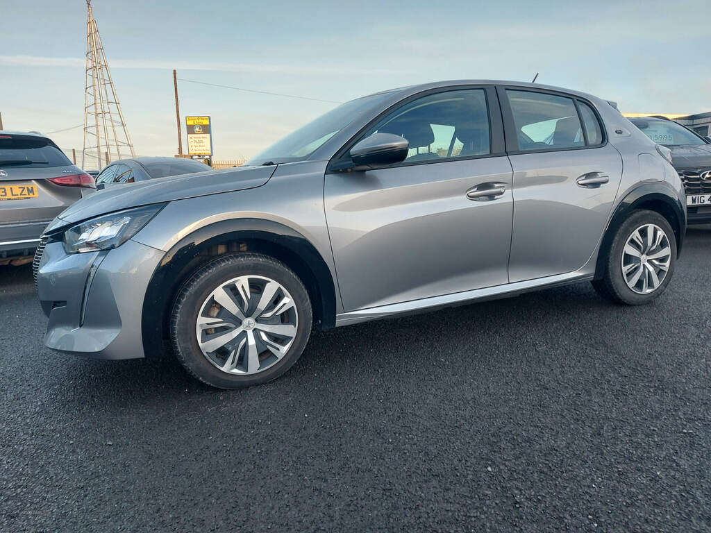 Peugeot e-208 100Kw Active 50Kwh 