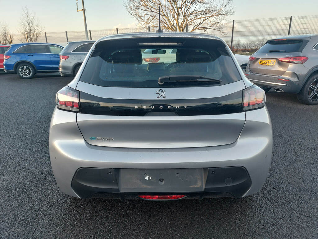 Peugeot e-208 100Kw Active 50Kwh  #5