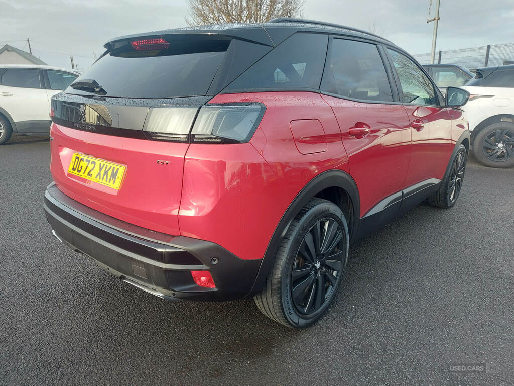 Peugeot 3008 1.5 Bluehdi Gt Eat8 DG72XKM Red #3