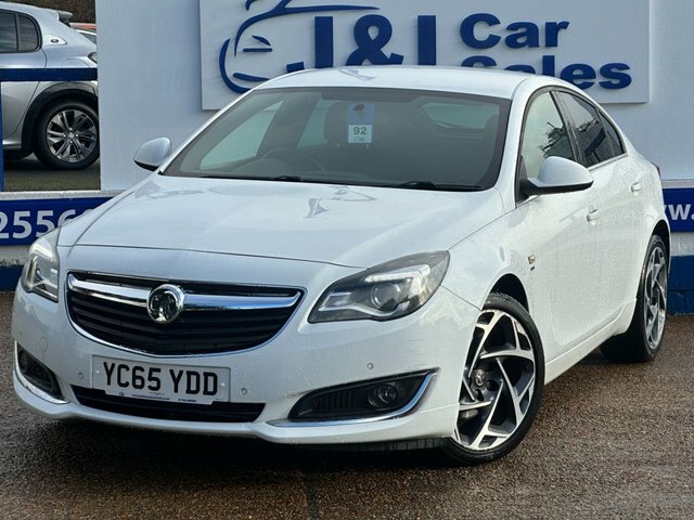 Vauxhall Insignia 2.0 Cdti Sri VX Line Nav Hatchback White #2