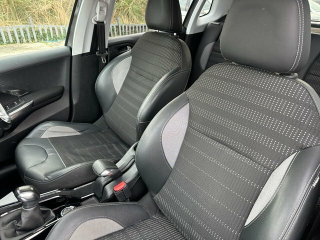 Peugeot 2008 1.6 Bluehdi Allure Suv Euro 6 S KJ17NNG Grey #6