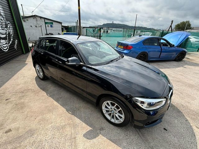 BMW 1 Series 116D Se Business Hatchback Black #6