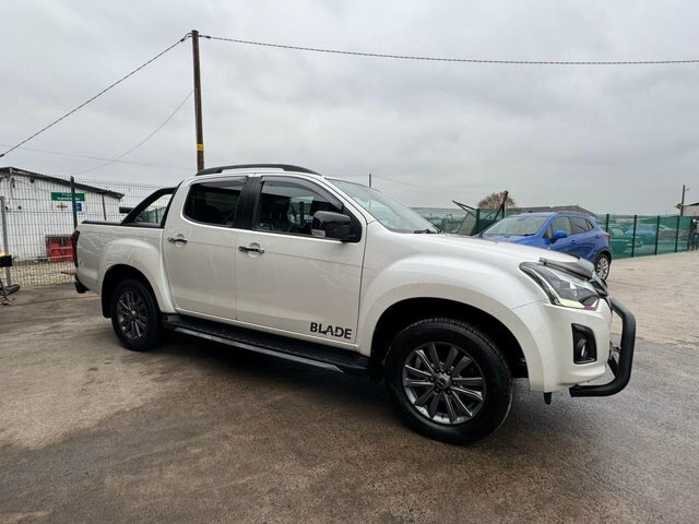 Isuzu D-Max Td Blade Pickup Double PN70MDU White #6