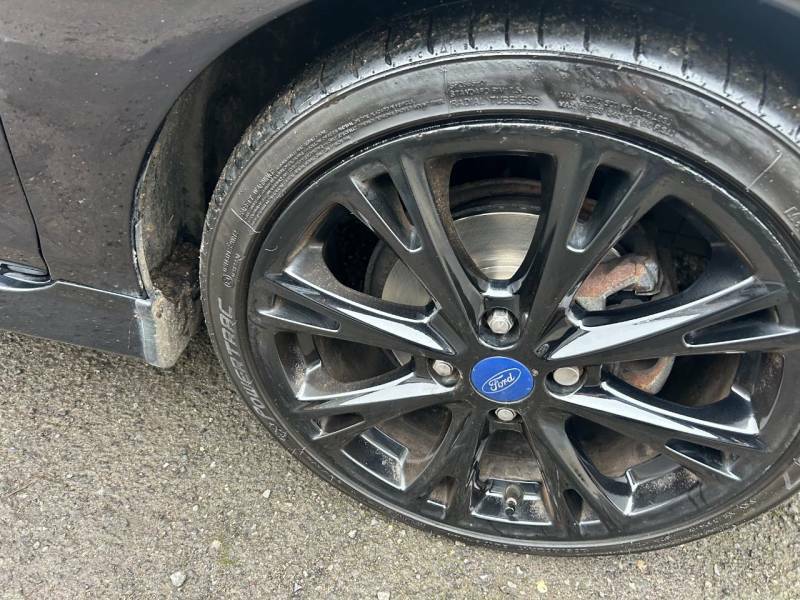 Ford Fiesta Fiesta Zetec S Black Edition - 2016 16 YH16VCY Black #4