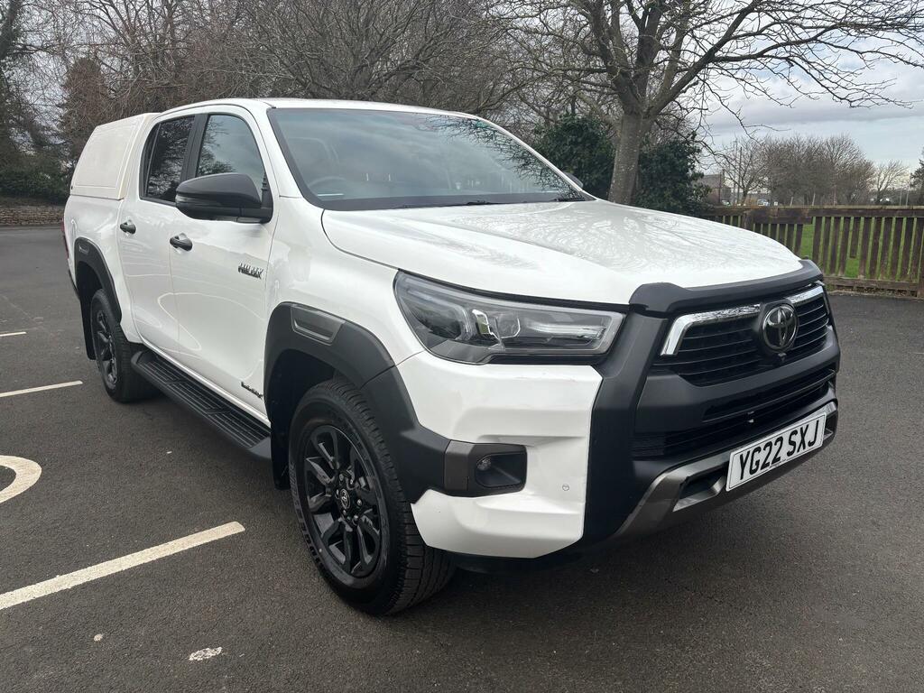 Toyota HILUX 2.8 D-4d Invincible X 4Wd Euro 6 Ss White