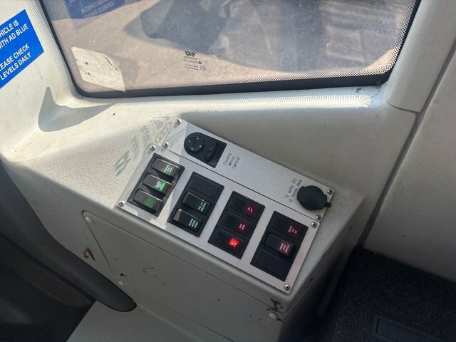 Mercedes-Benz Sprinter 513 Cdi Mellor Minibus White #4