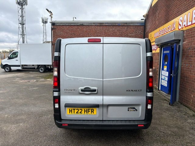 Renault Trafic Panel Van HT22HFR Grey #3