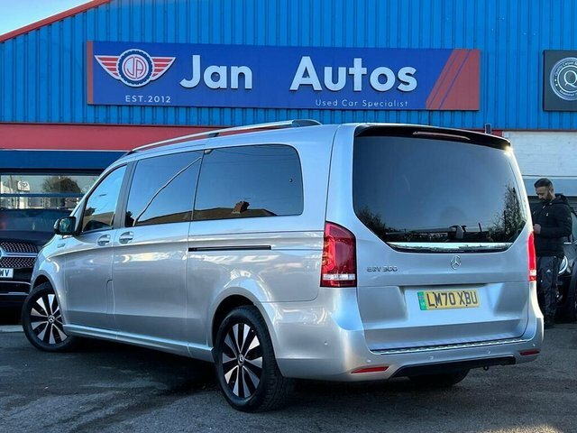 Mercedes-Benz EQV 2020 Eqv 300E 90Kwh Sport Premium Mpv Electr Silver #2