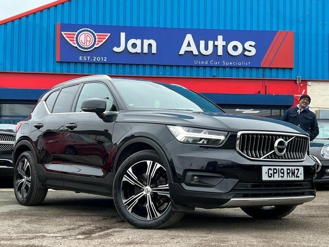 Volvo XC40 2019 2.0 T5 Inscription Pro Suv Aw Black