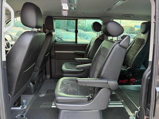 Volkswagen Caravelle 2019 2.0 Tdi Bluemotion Tech Executive Mpv Die Black #4
