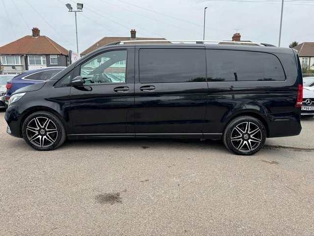 Mercedes-Benz V Class 2022 2.0 V300d Amg Line Mpv G-tronic E SP22LPF Black #3
