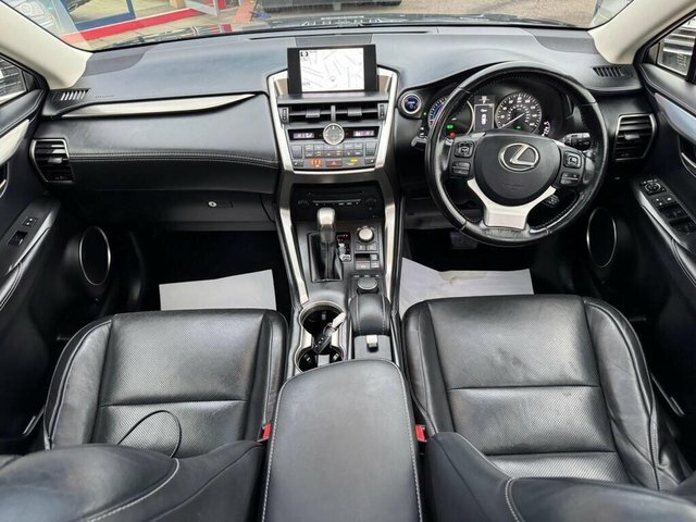 Lexus NX 2016 2.5 300H Luxury Suv Hybrid E-cvt 4 HV66FSS Black #4