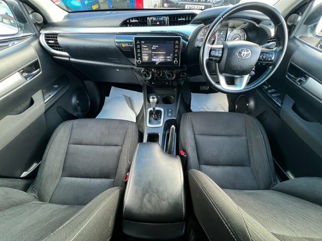 Toyota HILUX 2021 2.4 D-4d Icon 4Wd Euro 6 Ss White #3