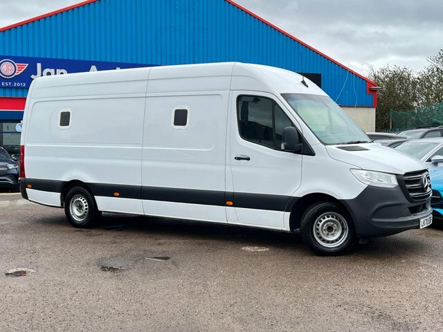 Mercedes-Benz Sprinter 2020 2.1 314 Cdi Progressive Panel Van White