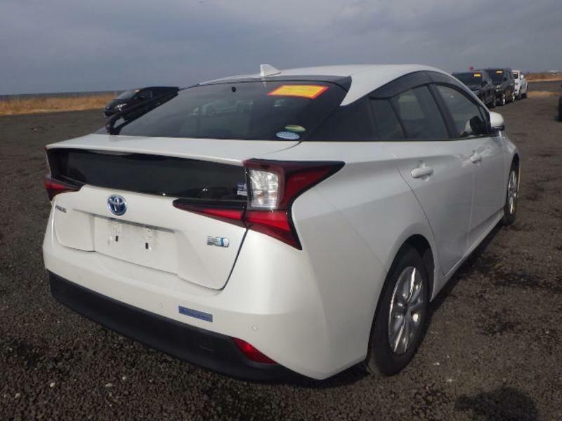 Toyota Prius Hatchback #3