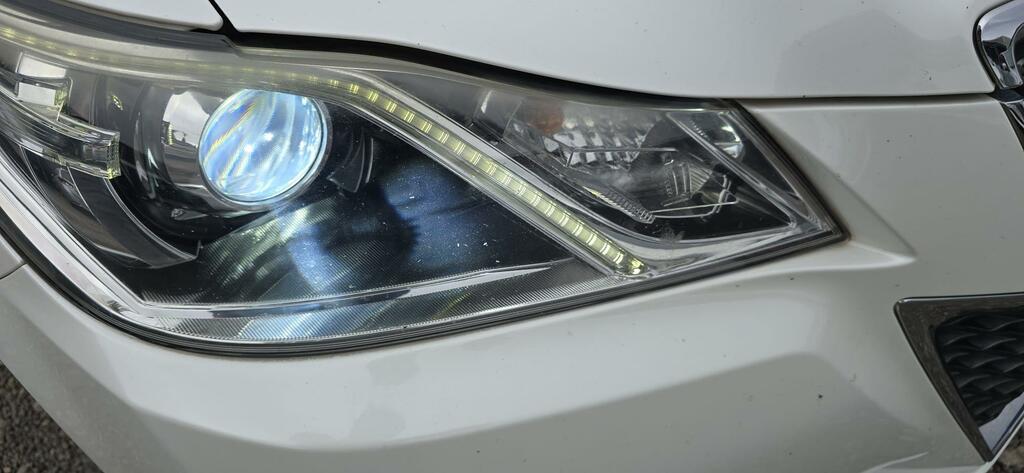 Toyota Crown Athlete S White #4