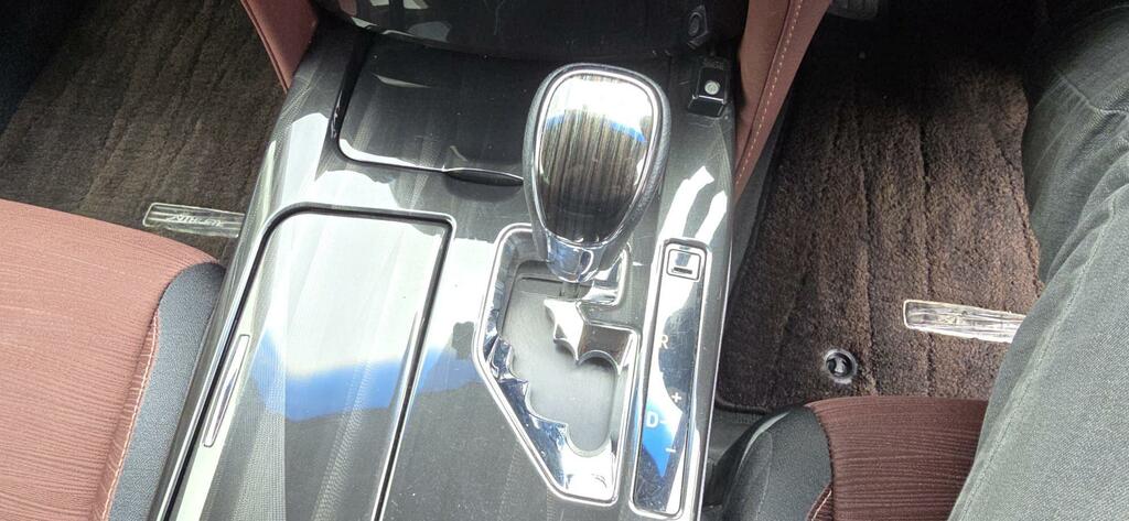 Toyota Crown Athlete S White #2