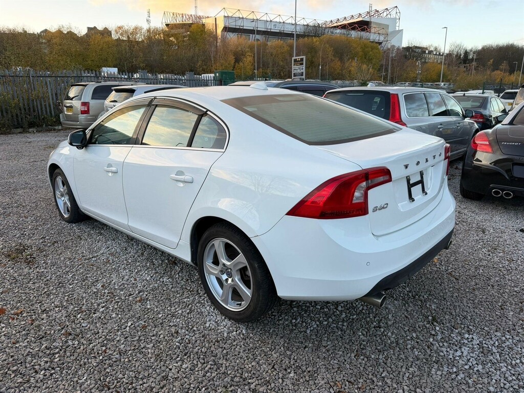 Volvo S60 1.6 T3 Se Powershift Euro 5 JCW37 White #6