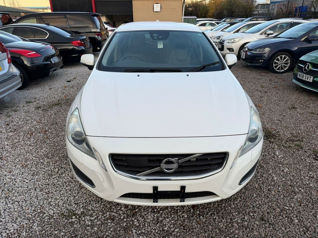 Volvo S60 1.6 T3 Se Powershift Euro 5 JCW37 White #2
