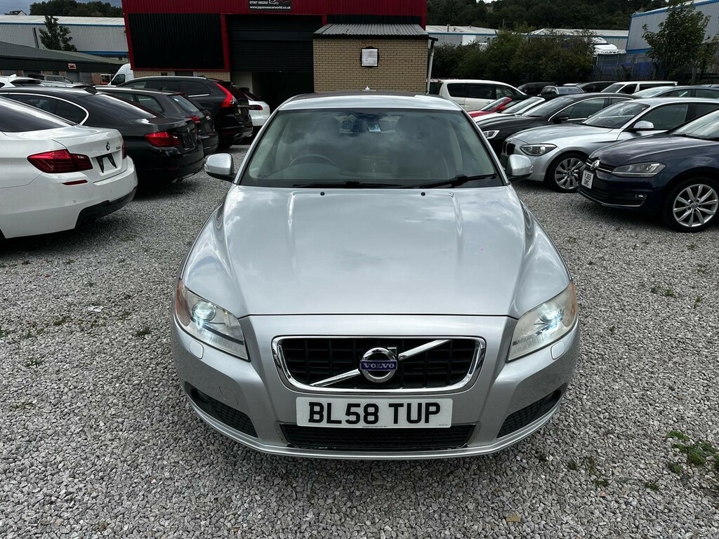 Volvo V70 2.5T Se Lux Geartronic Euro 5 Silver #2