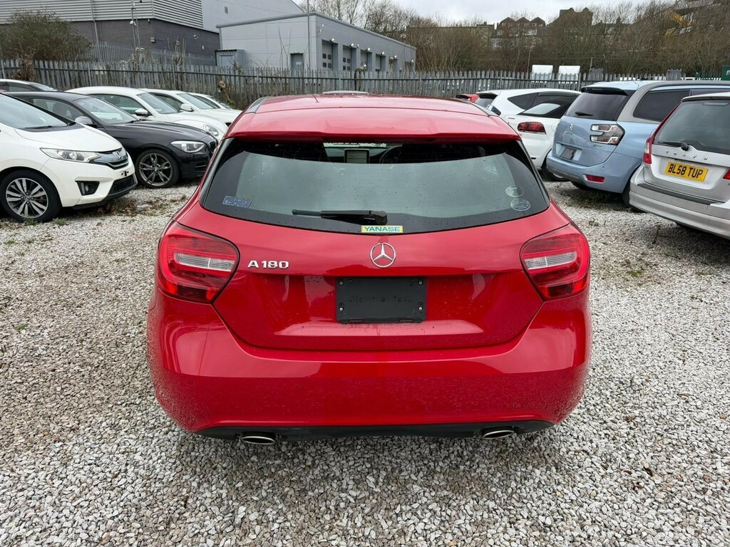 Mercedes-Benz A Class 1.6 Sport Edition 7G-dct Ss Red #4