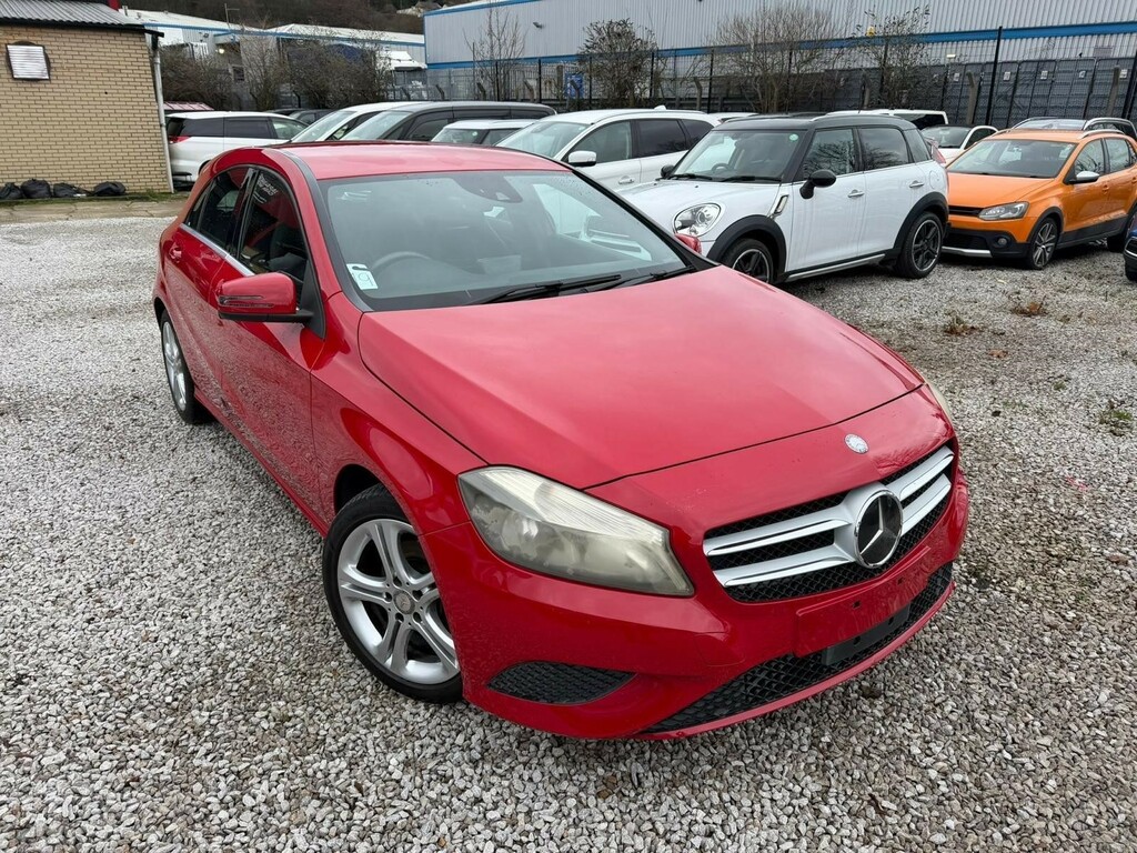 Mercedes-Benz A Class 1.6 Sport Edition 7G-dct Ss Red