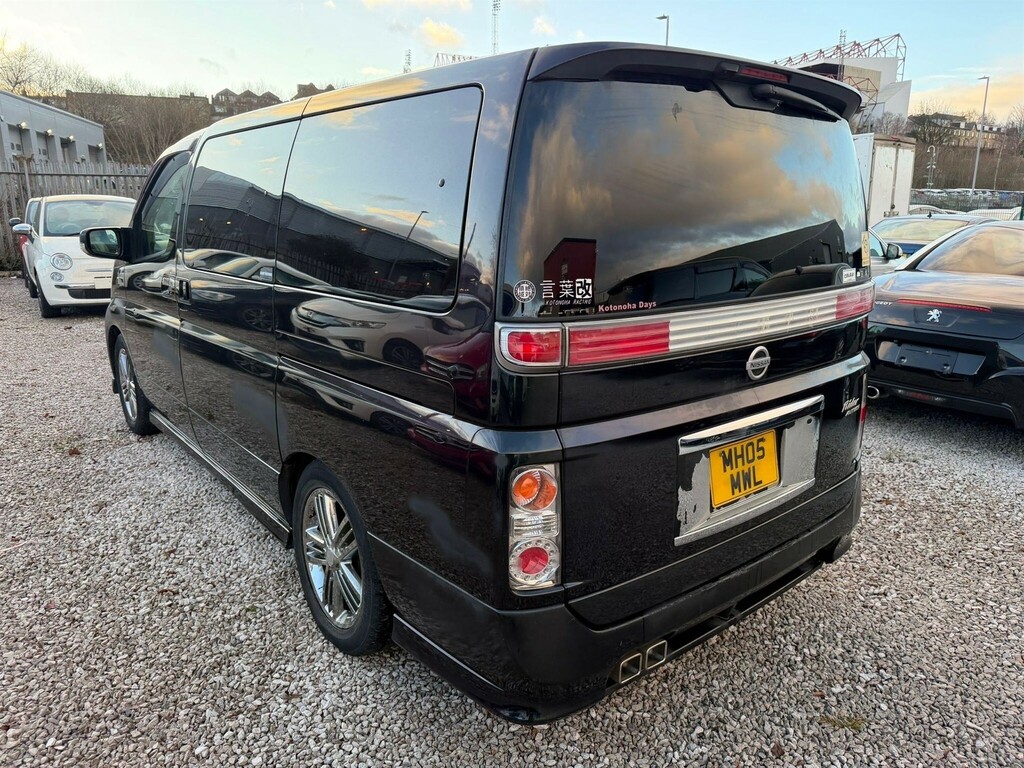 Nissan Elgrand 2.5 8 Seater Rider JCW19 Black #6