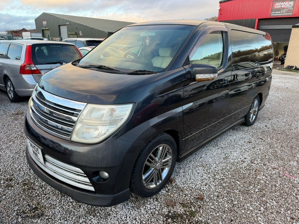Nissan Elgrand 2.5 8 Seater Rider JCW19 Black #3