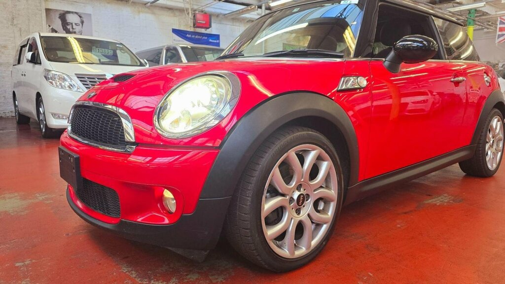 Mini Hatch Coupe 1.6 Cooper S Euro 5 200909 YL09MYA Red #4