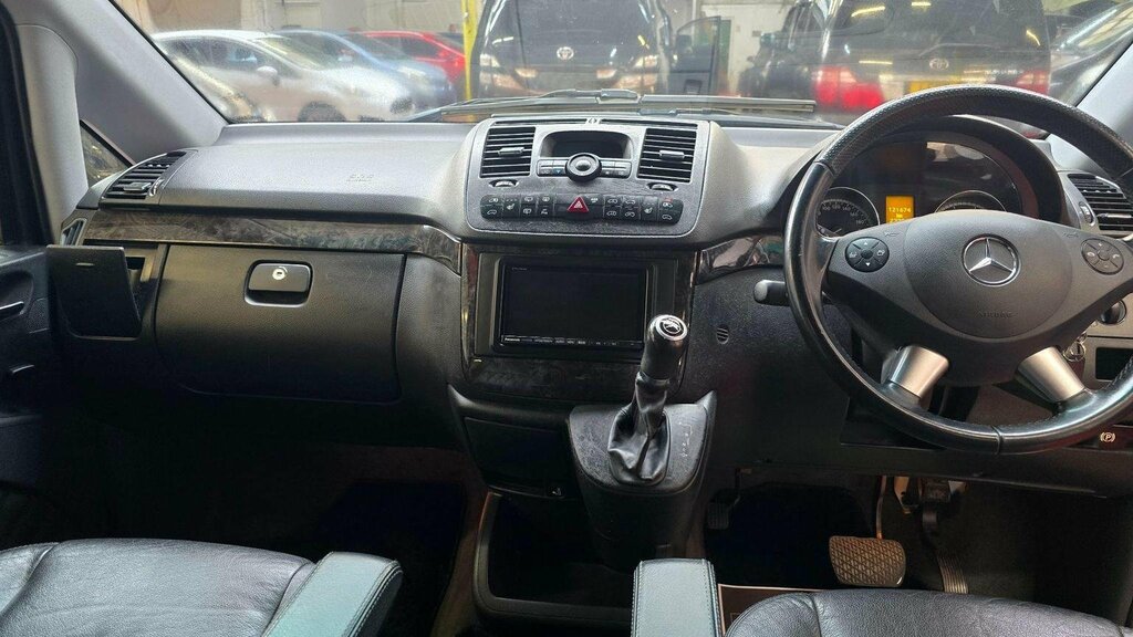 Mercedes-Benz V Class Mpv V Class V350 Ambiente Lwb 7 Seat Leather 2012 White #3